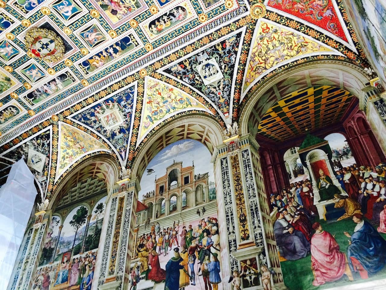 Duomo di Siena, Libreria Piccolomini lato destro